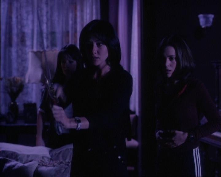 Charmed-Online-dot-net_116WichPrueIsItAnyway2215.jpg Charmed-Online-dot-net_116WichPrueIsItAnyway2215.jpg