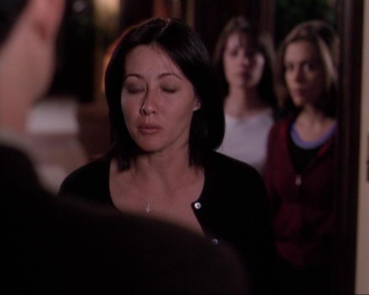 Charmed-Online-dot-net_116WichPrueIsItAnyway2252.jpg
