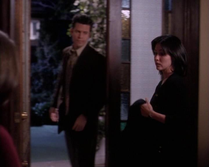 Charmed-Online-dot-net_116WichPrueIsItAnyway2263.jpg
