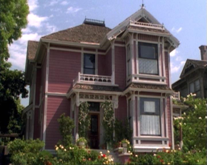Charmed-Online-dot-net_117That70sEpisode0002.jpg