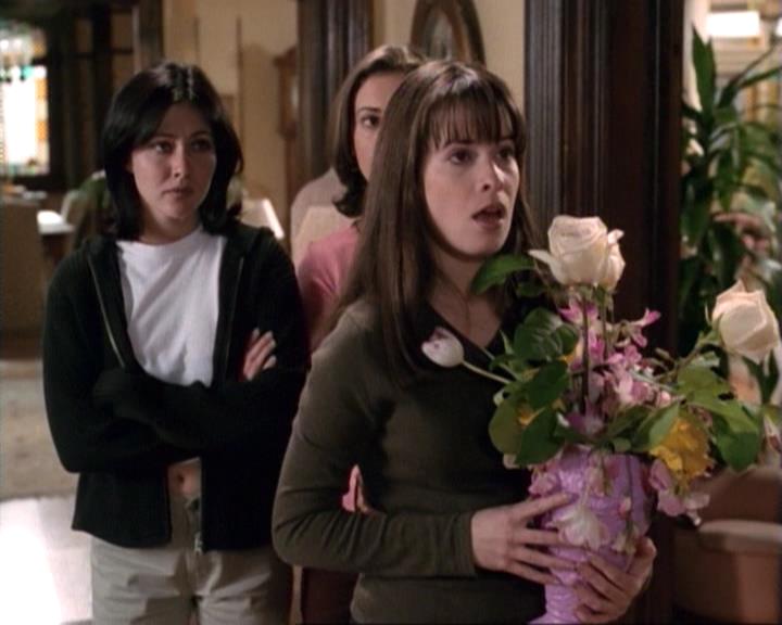 Charmed-Online-dot-net_117That70sEpisode0120.jpg