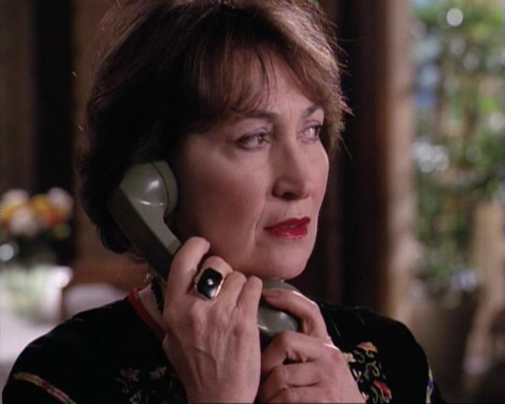 Charmed-Online-dot-net_117That70sEpisode0486.jpg