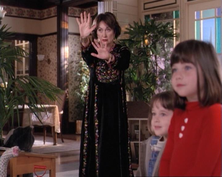 Charmed-Online-dot-net_117That70sEpisode0564.jpg