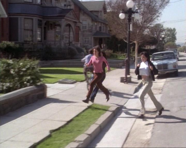 Charmed-Online-dot-net_117That70sEpisode0579.jpg