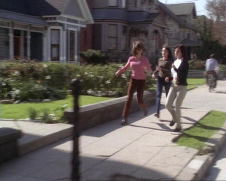 Charmed-Online-dot-net_117That70sEpisode0580.jpg