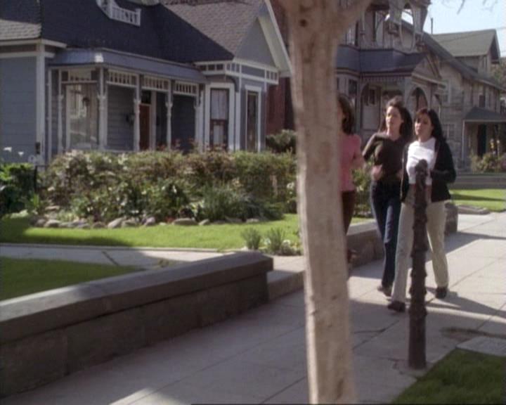 Charmed-Online-dot-net_117That70sEpisode0581.jpg