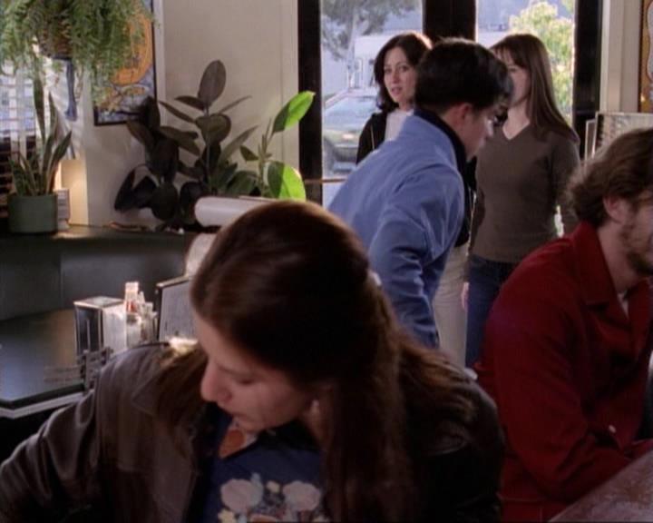 Charmed-Online-dot-net_117That70sEpisode0661.jpg