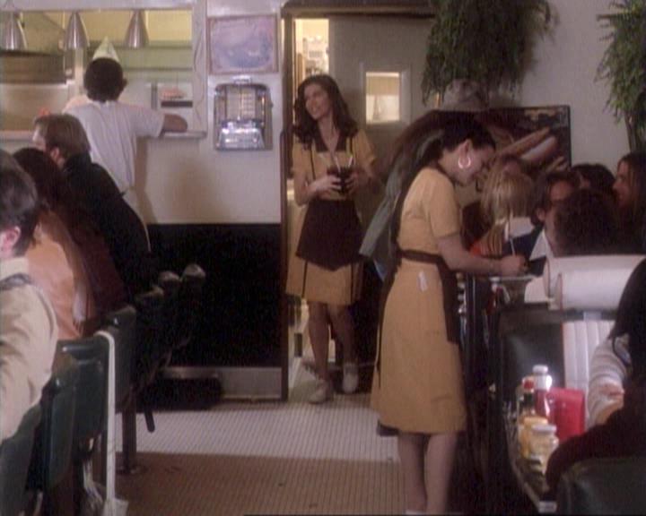 Charmed-Online-dot-net_117That70sEpisode0677.jpg