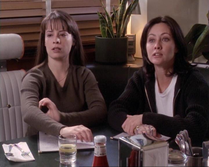 Charmed-Online-dot-net_117That70sEpisode0752.jpg