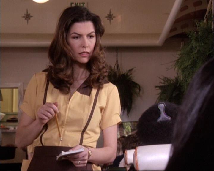 Charmed-Online-dot-net_117That70sEpisode0797.jpg