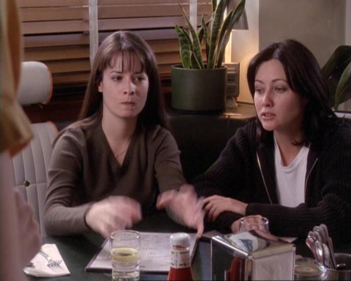 Charmed-Online-dot-net_117That70sEpisode0798.jpg