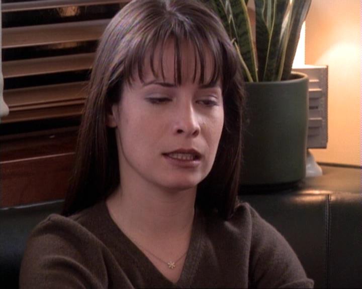 Charmed-Online-dot-net_117That70sEpisode0802.jpg