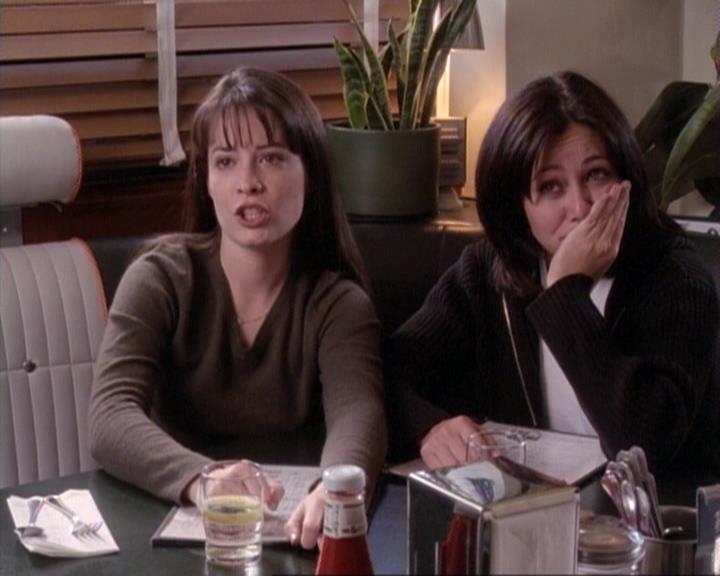 Charmed-Online-dot-net_117That70sEpisode0828.jpg