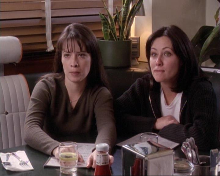 Charmed-Online-dot-net_117That70sEpisode0837.jpg