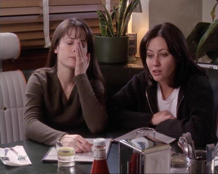 Charmed-Online-dot-net_117That70sEpisode0857.jpg