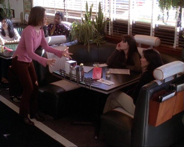 Charmed-Online-dot-net_117That70sEpisode0987.jpg