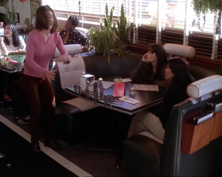 Charmed-Online-dot-net_117That70sEpisode0989.jpg