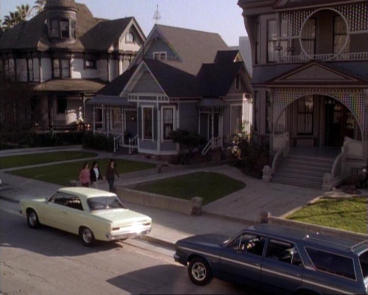 Charmed-Online-dot-net_117That70sEpisode1016.jpg Charmed-Online-dot-net_117That70sEpisode1016.jpg