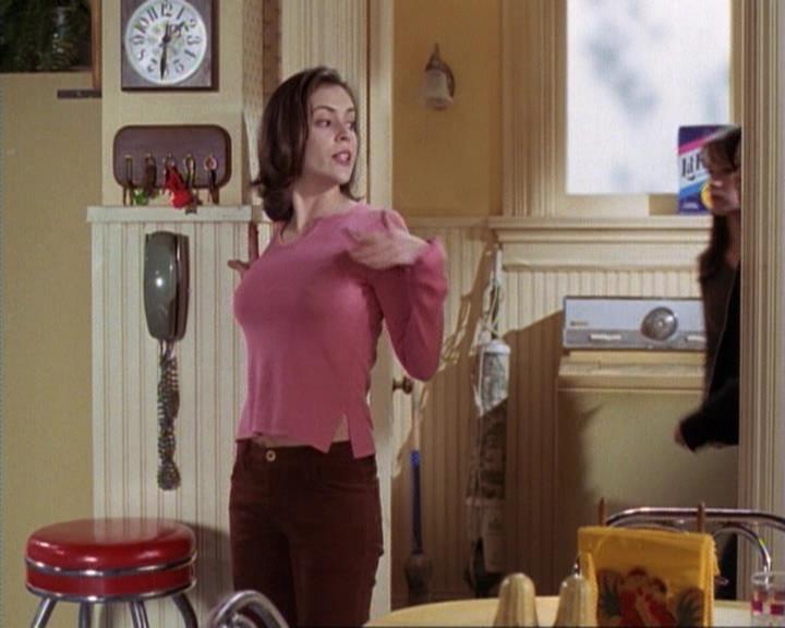 Charmed-Online-dot-net_117That70sEpisode1062.jpg Charmed-Online-dot-net_117That70sEpisode1062.jpg