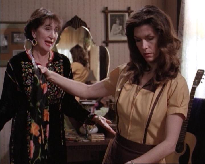 Charmed-Online-dot-net_117That70sEpisode1141.jpg