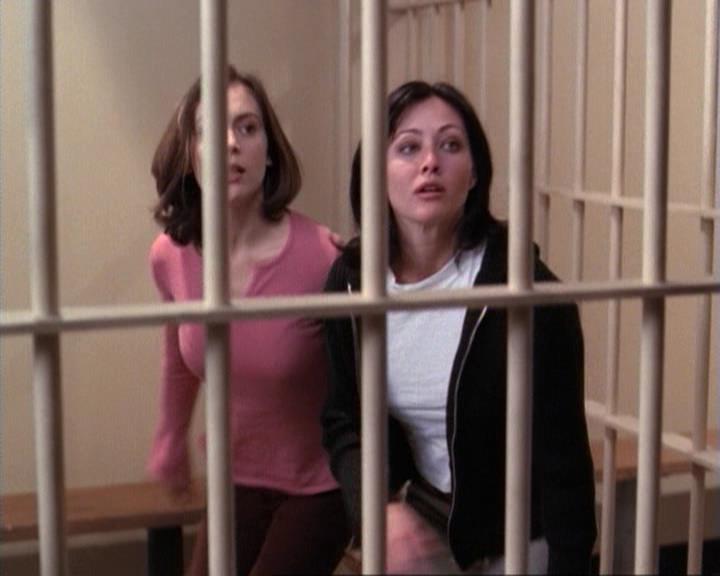 Charmed-Online-dot-net_117That70sEpisode1552.jpg