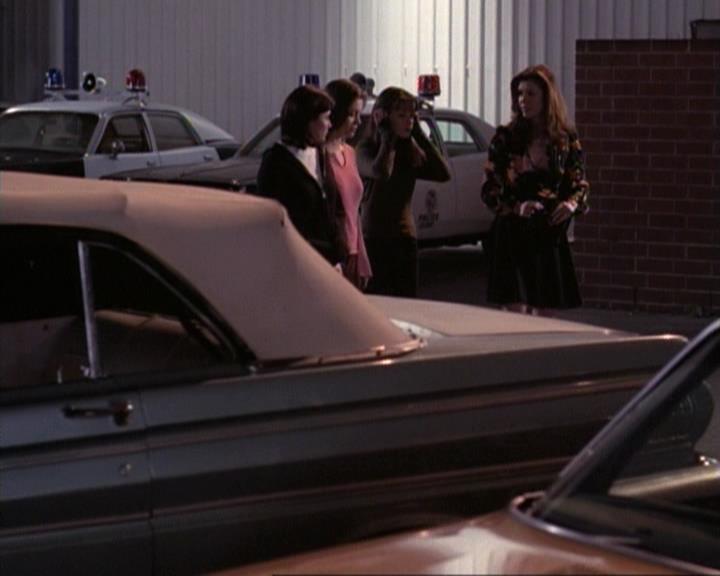 Charmed-Online-dot-net_117That70sEpisode1598.jpg Charmed-Online-dot-net_117That70sEpisode1598.jpg