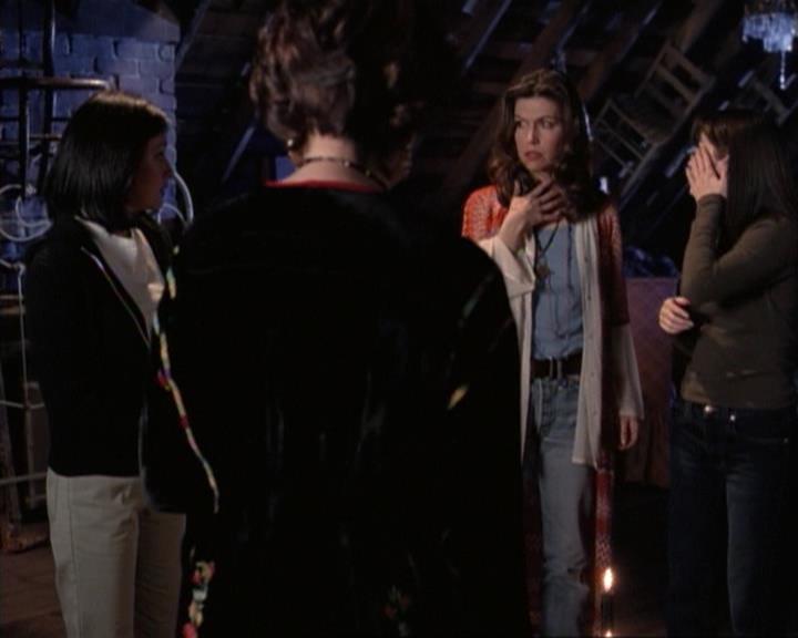 Charmed-Online-dot-net_117That70sEpisode1991.jpg