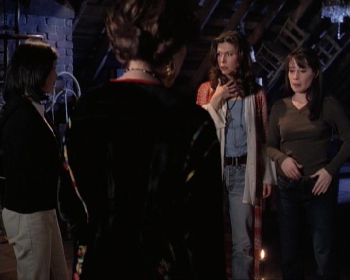 Charmed-Online-dot-net_117That70sEpisode1992.jpg