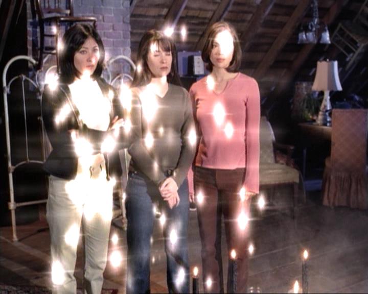 Charmed-Online-dot-net_117That70sEpisode2056.jpg