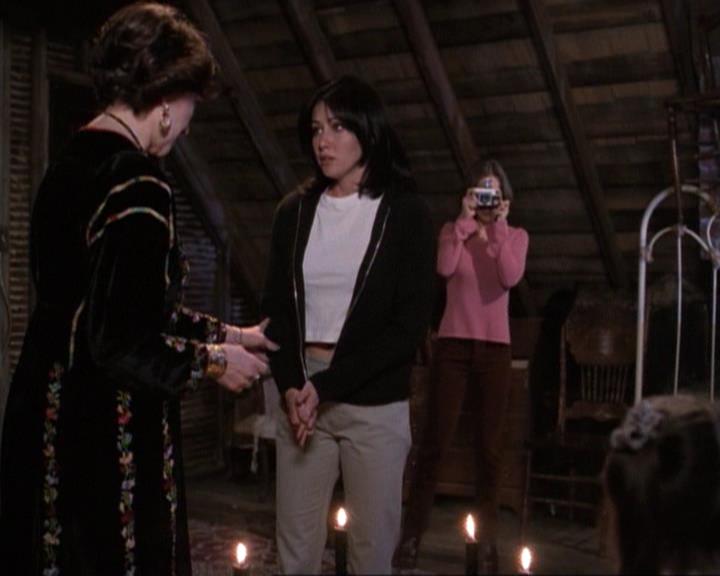 Charmed-Online-dot-net_117That70sEpisode2223.jpg