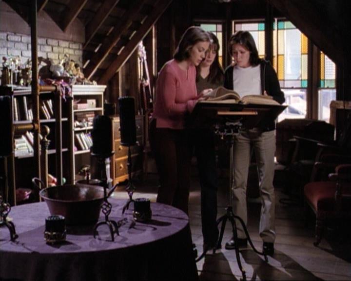 Charmed-Online-dot-net_117That70sEpisode2267.jpg