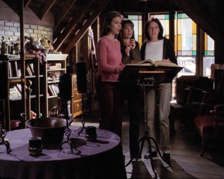 Charmed-Online-dot-net_117That70sEpisode2278.jpg