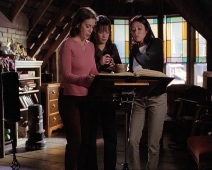 Charmed-Online-dot-net_117That70sEpisode2298.jpg