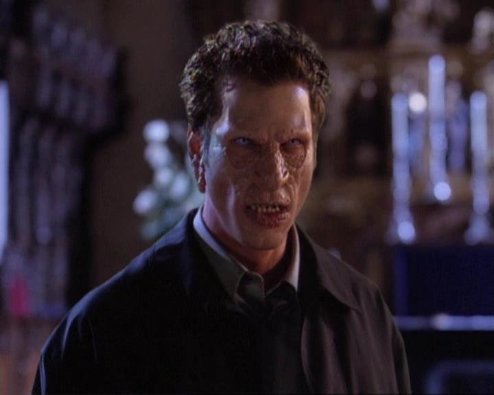 Charmed-Online-dot-net_118WhenBadWarlocksTurnGood0149.jpg