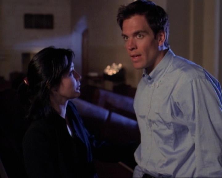 Charmed-Online-dot-net_118WhenBadWarlocksTurnGood0185.jpg