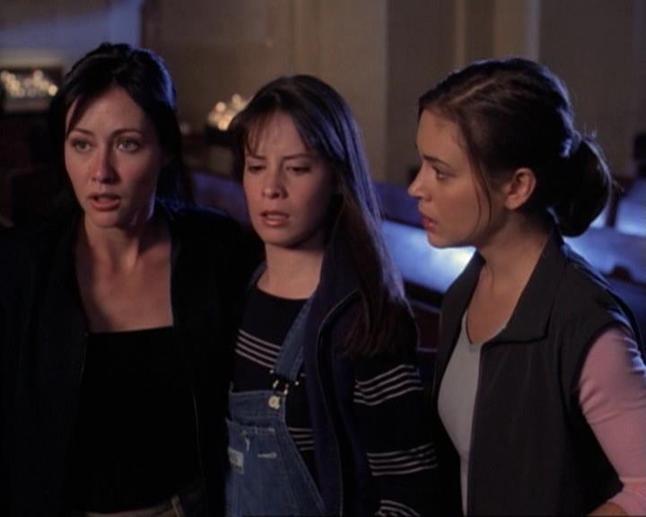 Charmed-Online-dot-net_118WhenBadWarlocksTurnGood0193.jpg