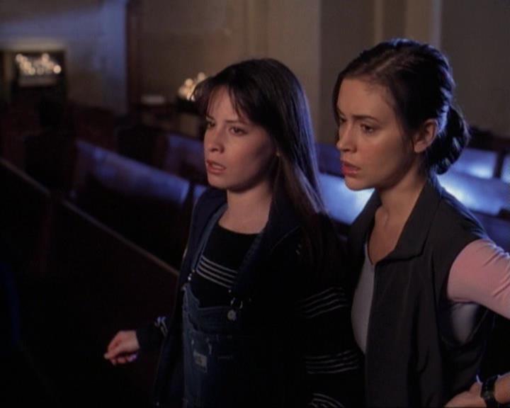 Charmed-Online-dot-net_118WhenBadWarlocksTurnGood0196.jpg
