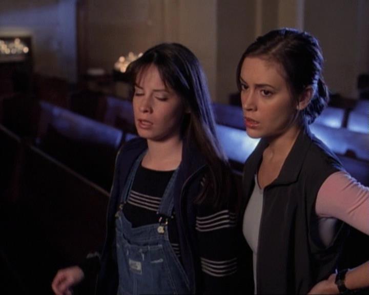 Charmed-Online-dot-net_118WhenBadWarlocksTurnGood0197.jpg