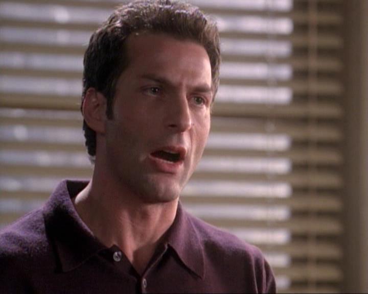 Charmed-Online-dot-net_118WhenBadWarlocksTurnGood0336.jpg