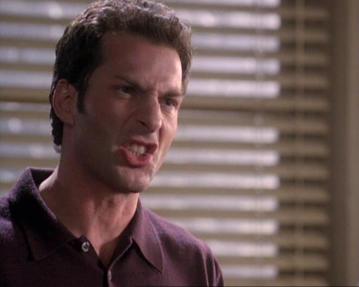 Charmed-Online-dot-net_118WhenBadWarlocksTurnGood0338.jpg