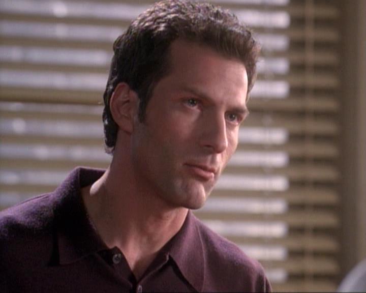 Charmed-Online-dot-net_118WhenBadWarlocksTurnGood0351.jpg