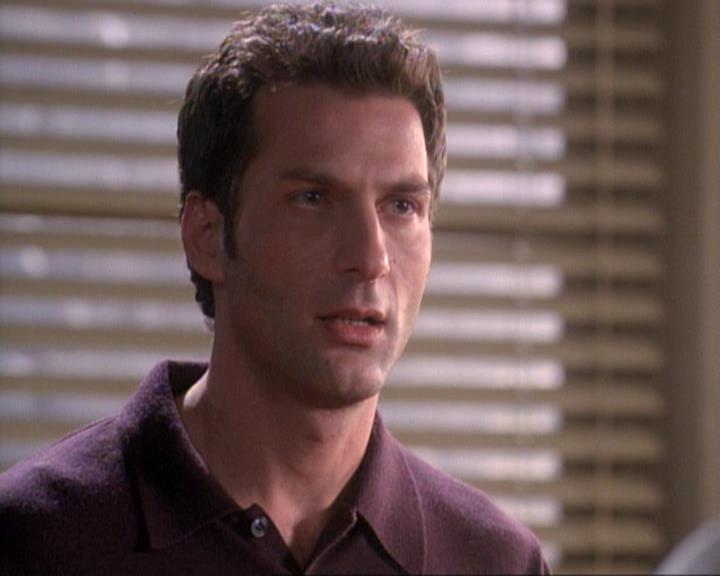 Charmed-Online-dot-net_118WhenBadWarlocksTurnGood0360.jpg