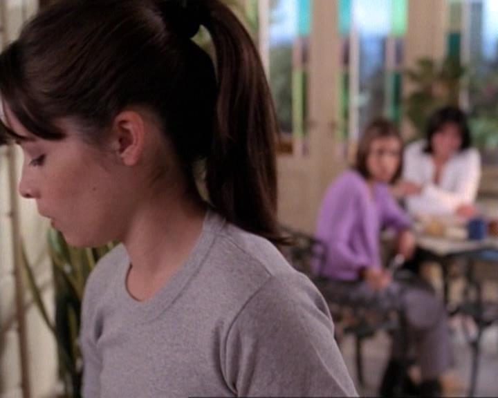 Charmed-Online-dot-net_118WhenBadWarlocksTurnGood0412.jpg