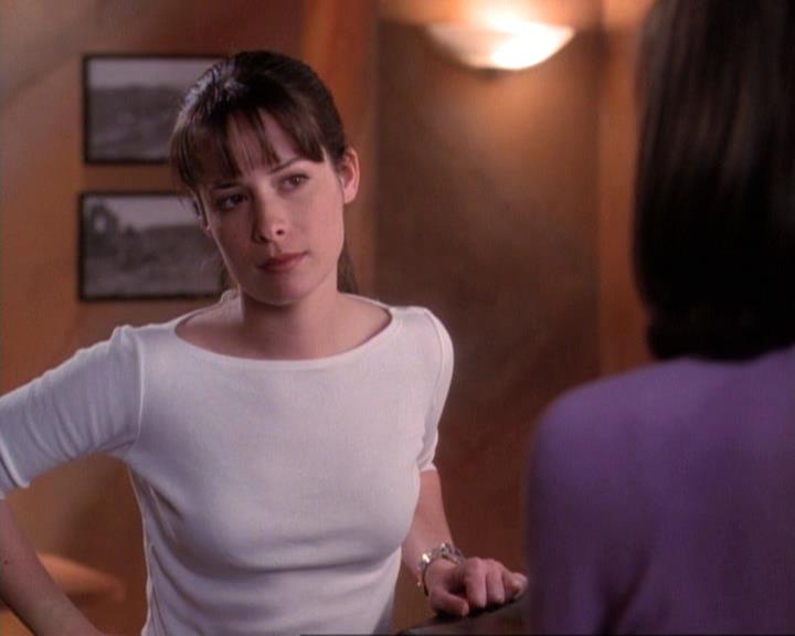 Charmed-Online-dot-net_118WhenBadWarlocksTurnGood0632.jpg