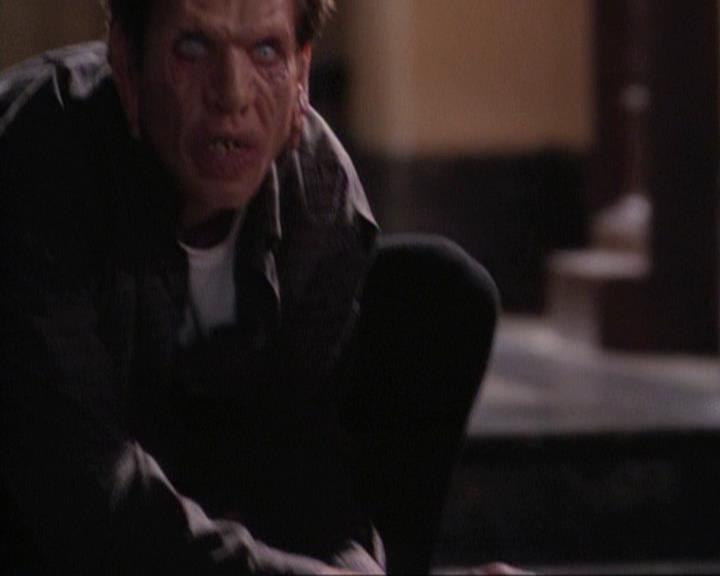 Charmed-Online-dot-net_118WhenBadWarlocksTurnGood0949.jpg