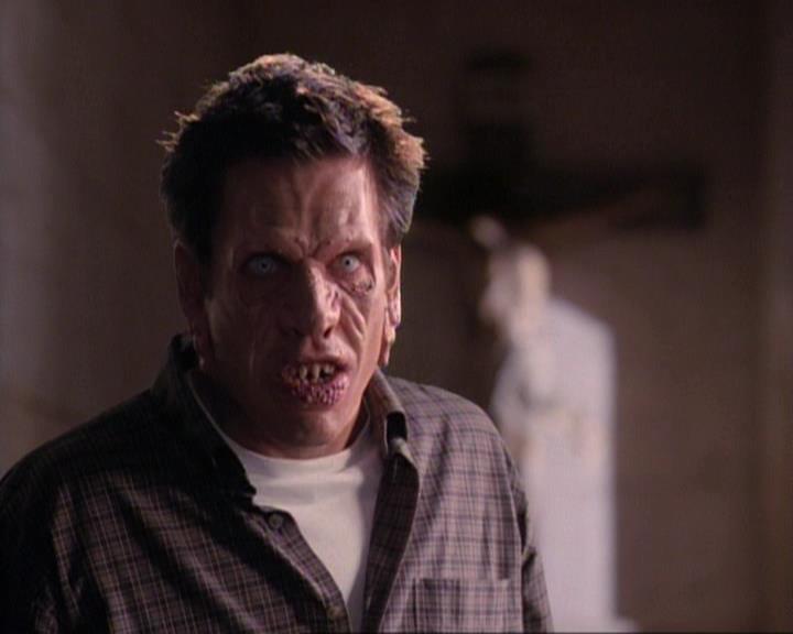 Charmed-Online-dot-net_118WhenBadWarlocksTurnGood0951.jpg