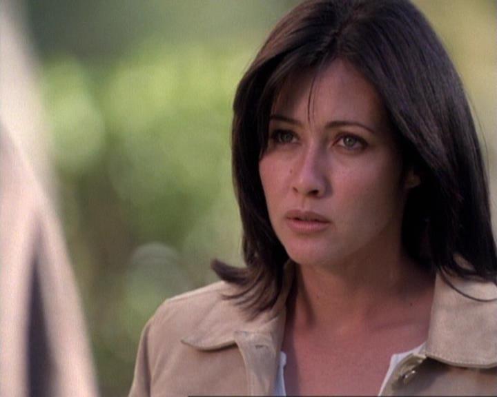 Charmed-Online-dot-net_118WhenBadWarlocksTurnGood0985.jpg