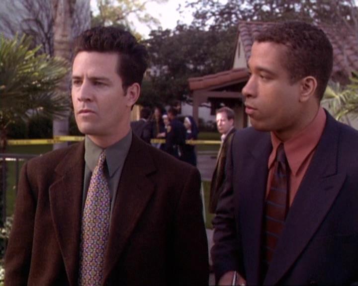 Charmed-Online-dot-net_118WhenBadWarlocksTurnGood1036.jpg