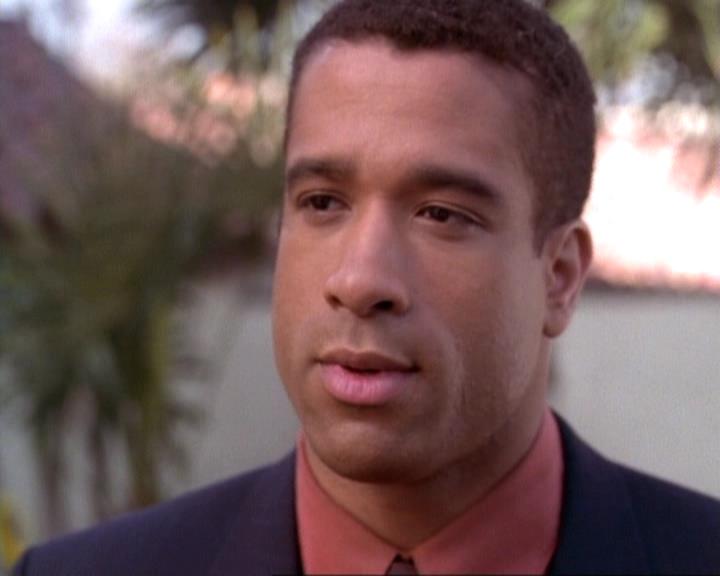 Charmed-Online-dot-net_118WhenBadWarlocksTurnGood1057.jpg