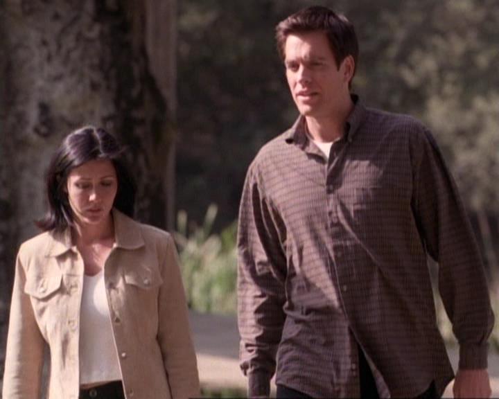 Charmed-Online-dot-net_118WhenBadWarlocksTurnGood1173.jpg